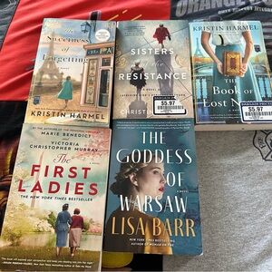 Books. Genre Her-story